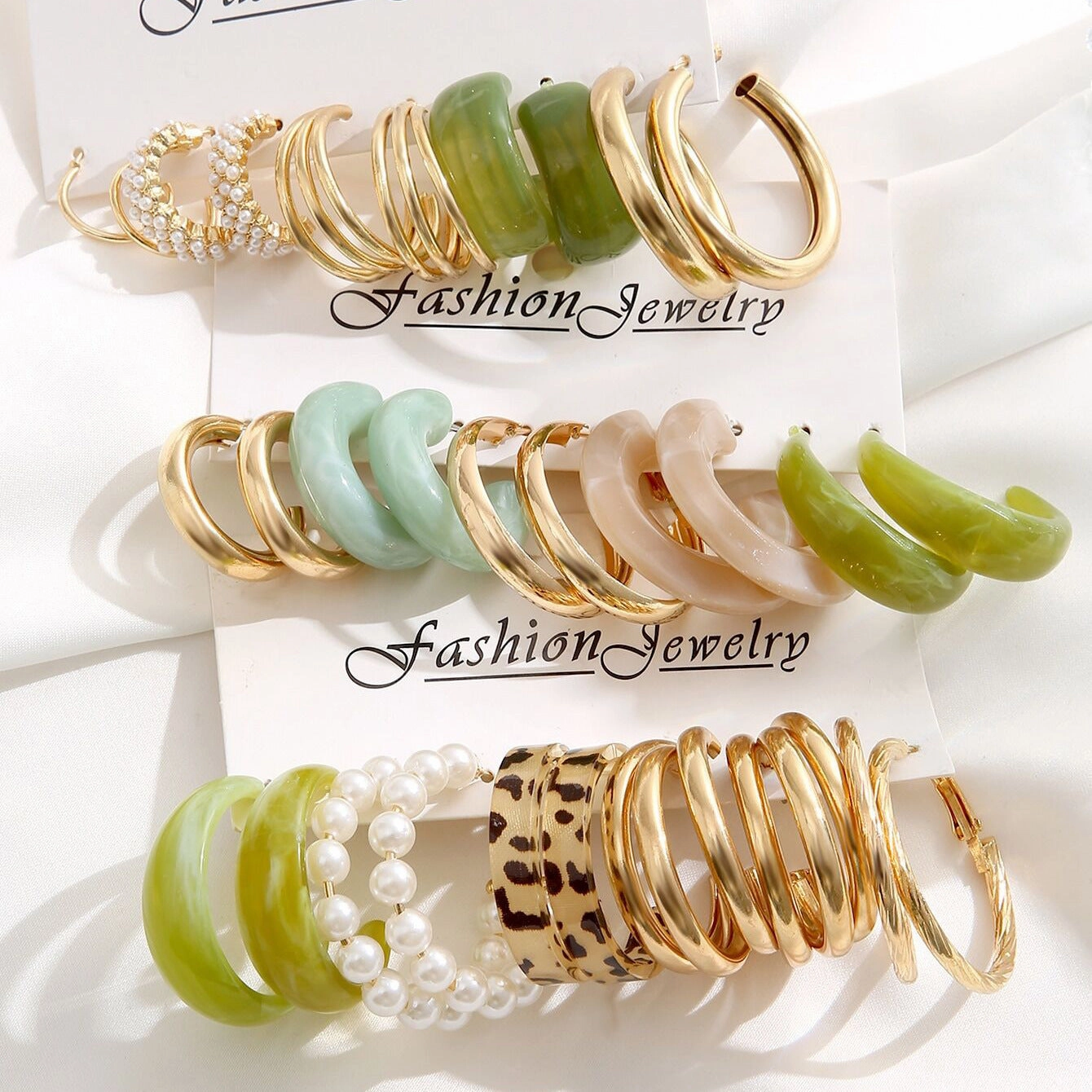 Wholesale Metal C Shape Acrylic Earrings Set