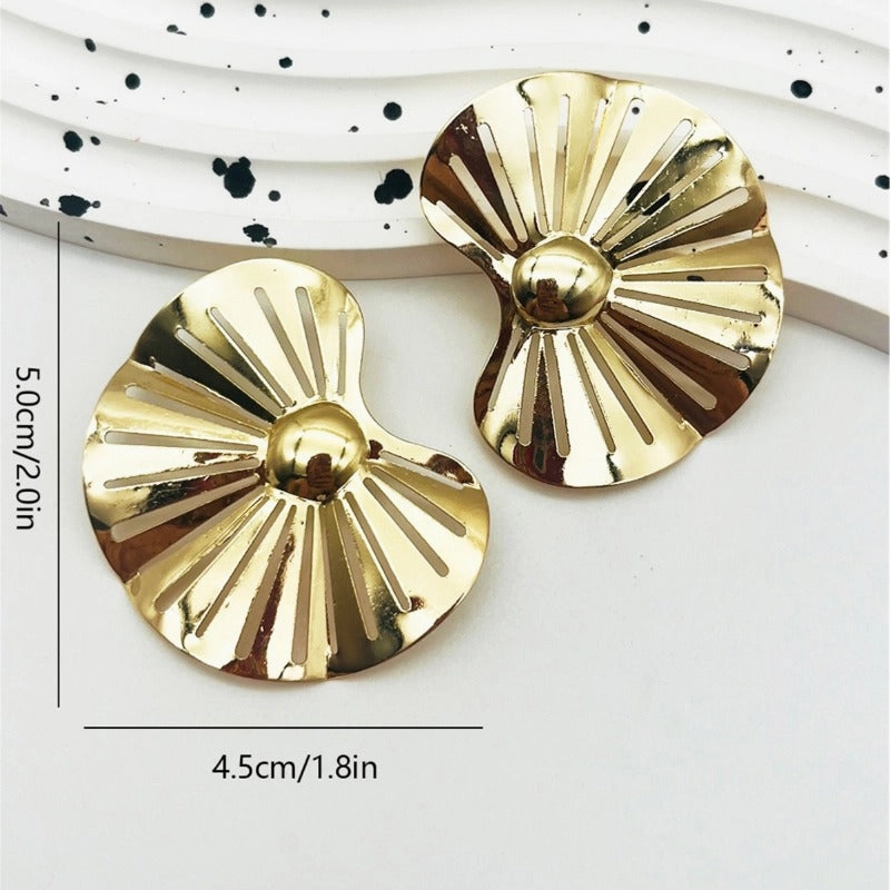 Wholesale Metal Fashion Personality Light Luxury Atmosphere Versatile Geometric Lotus Leaf Shaped Hollow Tassel Earrings