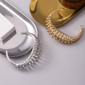 Wholesale Metal Hollow Bracelet