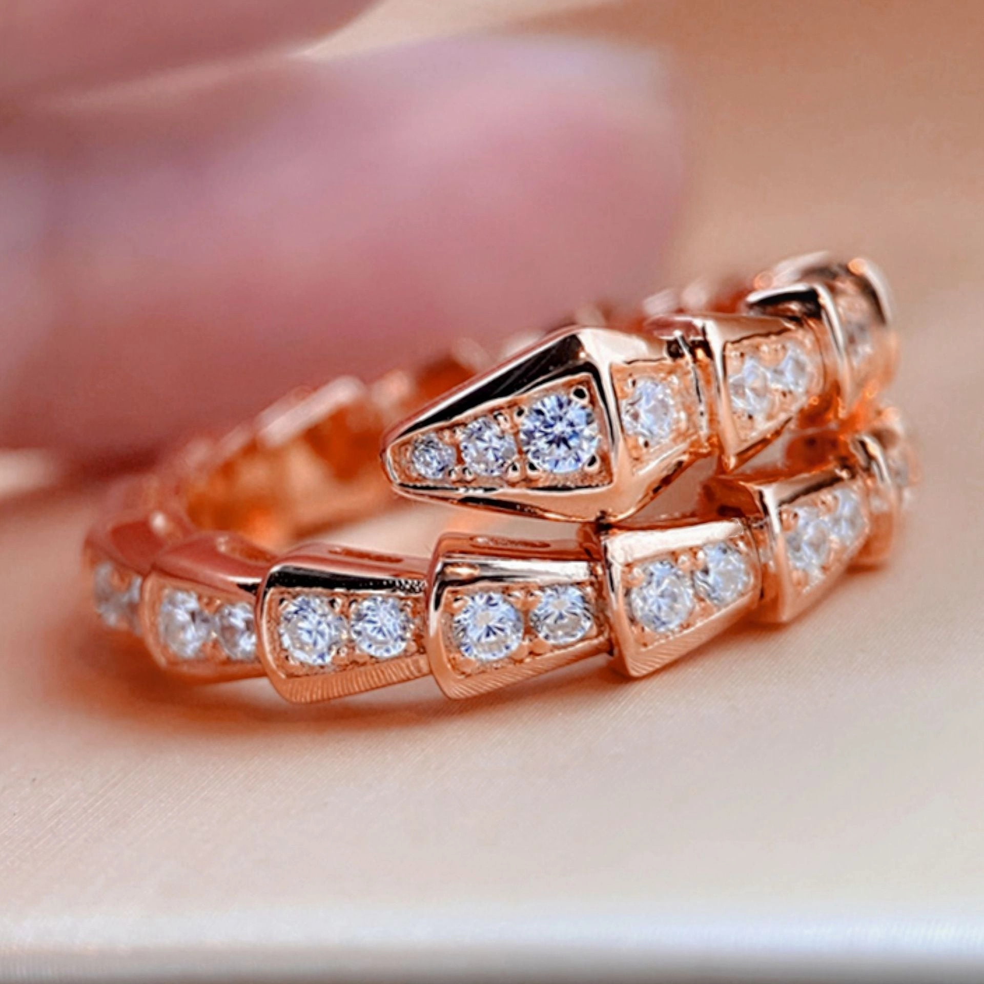 Wholesale Micro-inlaid zircon and diamond gold-plated open bone ring