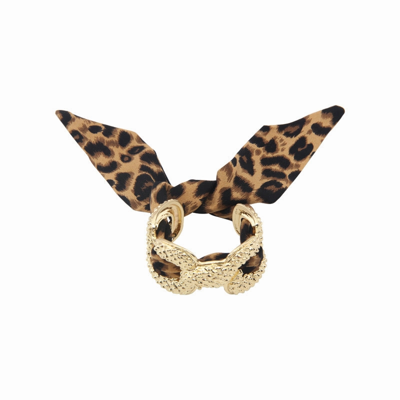 Wholesale Middle Ancient vintage Golden Leopard Scarf Open Niche High-end Delicate Bracelet