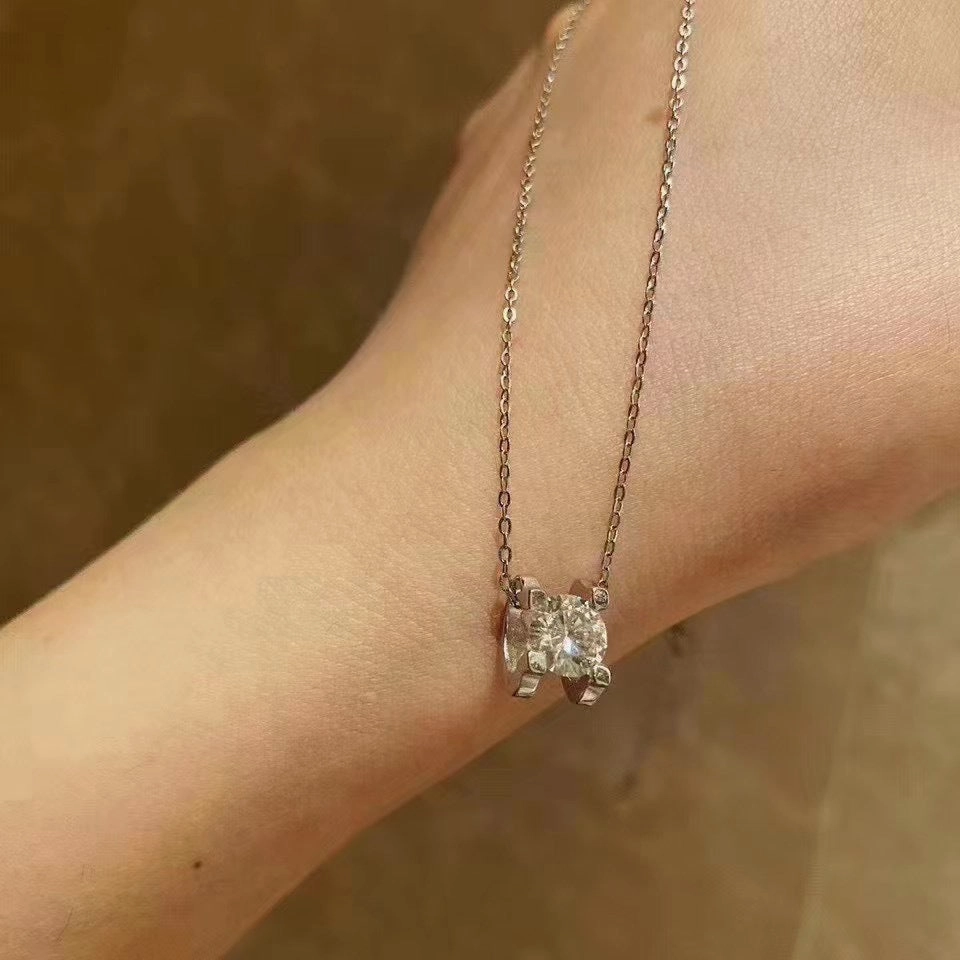 Wholesale Moissanite Bull Head Necklace
