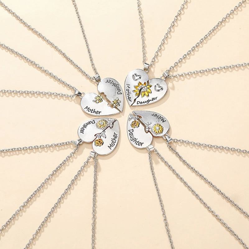 Wholesale Mother and daughter moon heart shape clavicle necklace