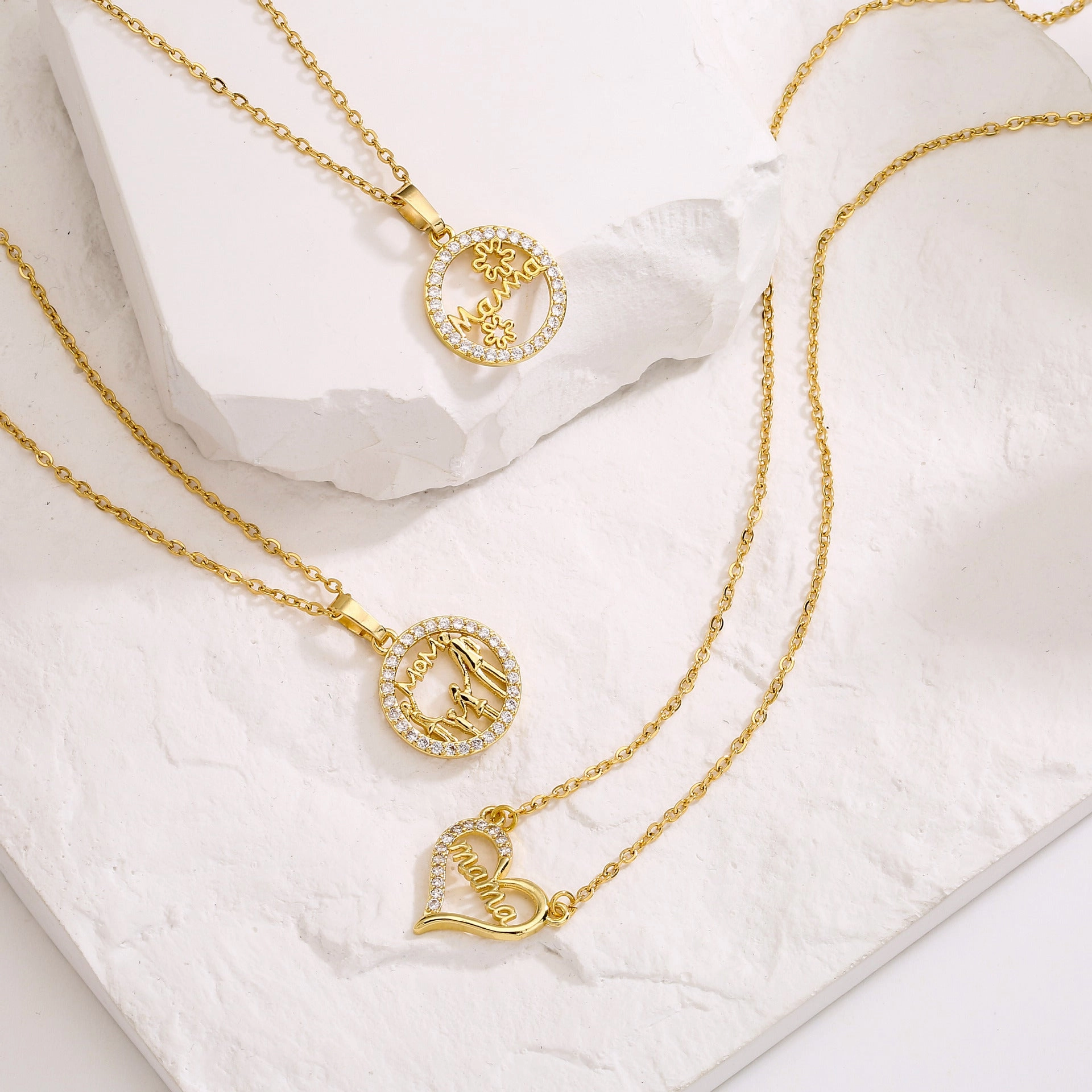 Wholesale Mother's Day Gift Copper 18K Gold Plated Zircon MAMA Necklace