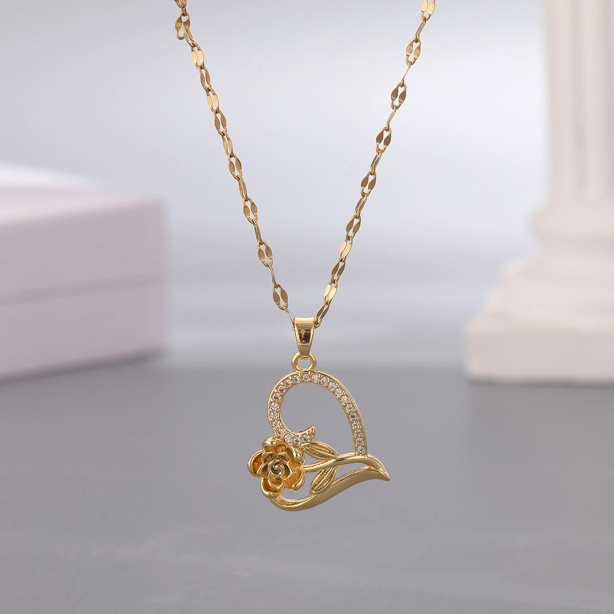 Wholesale Mother's Day Heart Shaped Rose Necklace