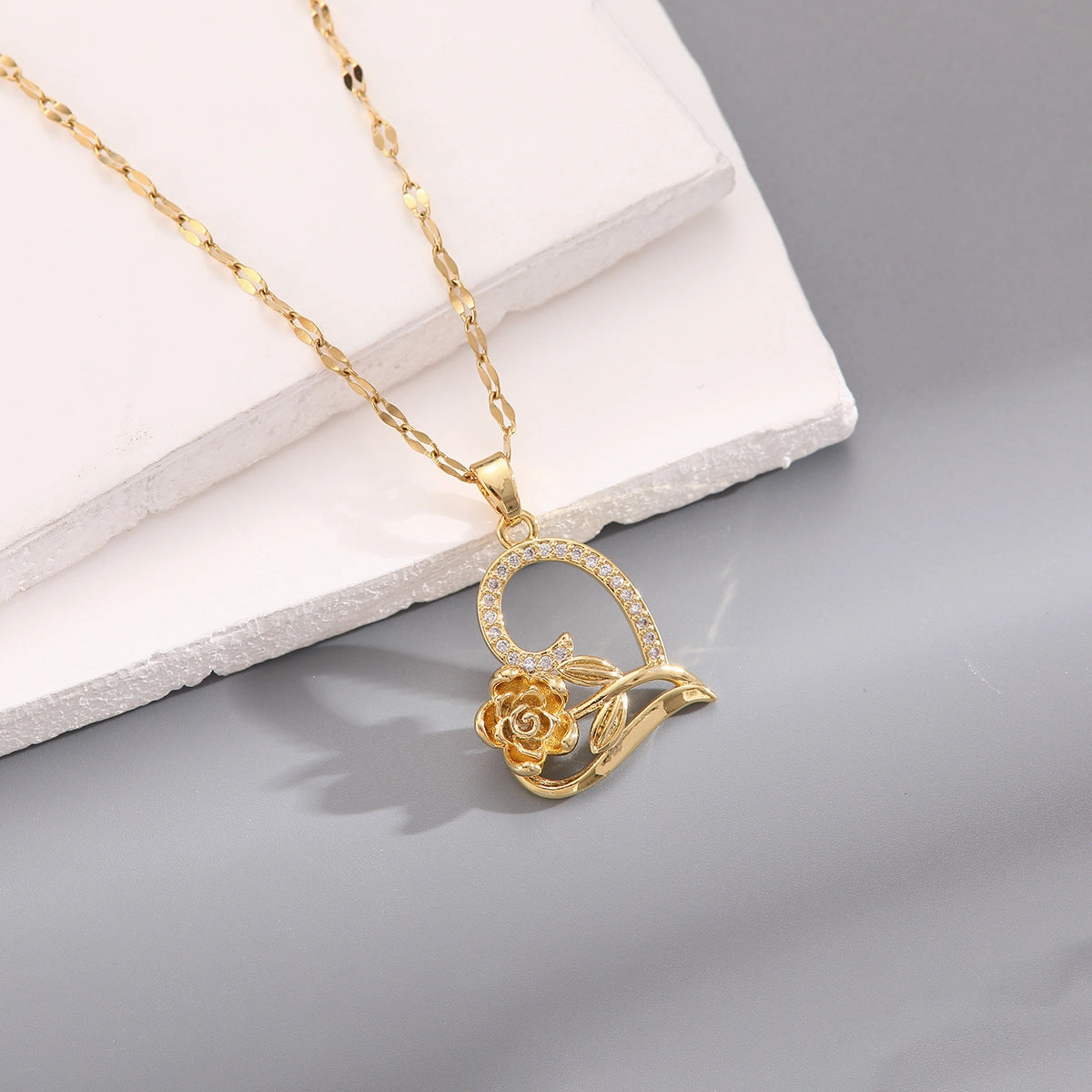 Wholesale Mother's Day Heart Shaped Rose Necklace