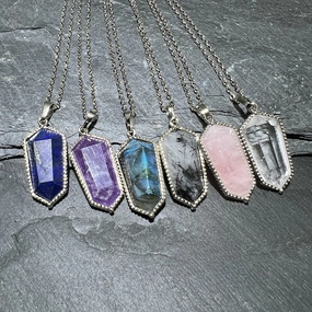 Wholesale Natural Amethyst Crystal Agate Hexahedral Gemstone Necklace