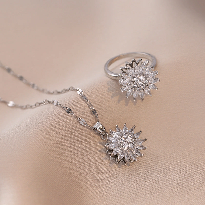 Wholesale New Arrival Diamond-encrusted Sunflower Ins Ring Rotatable Clavicle Chain Jewelry