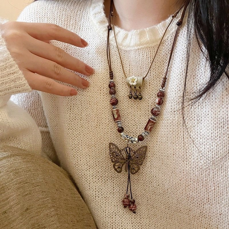 Wholesale New Chinese ethnic style retro ceramic butterfly beaded clavicle necklace