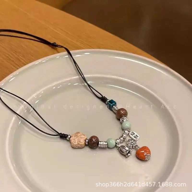 Wholesale New Chinese ethnic style retro ceramic butterfly beaded clavicle necklace