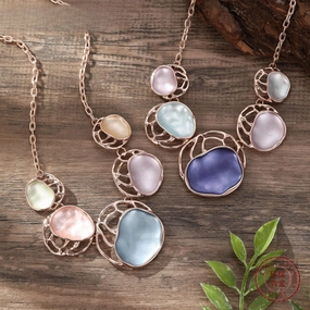 Wholesale New Colorful Painted Oil Openwork Oval Flower Necklace