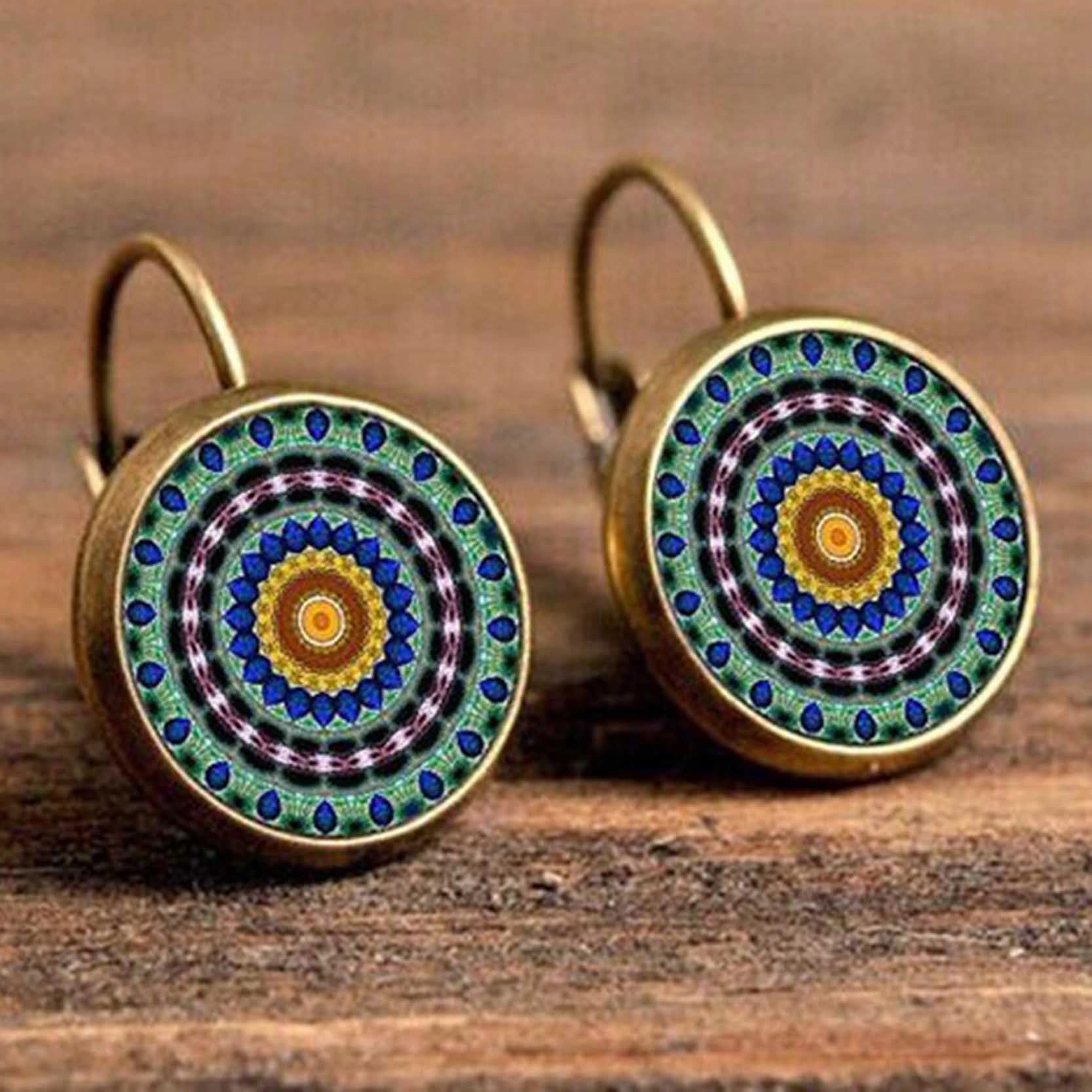 Wholesale  New exquisite retro time gemstone mandala pattern earrings earrings