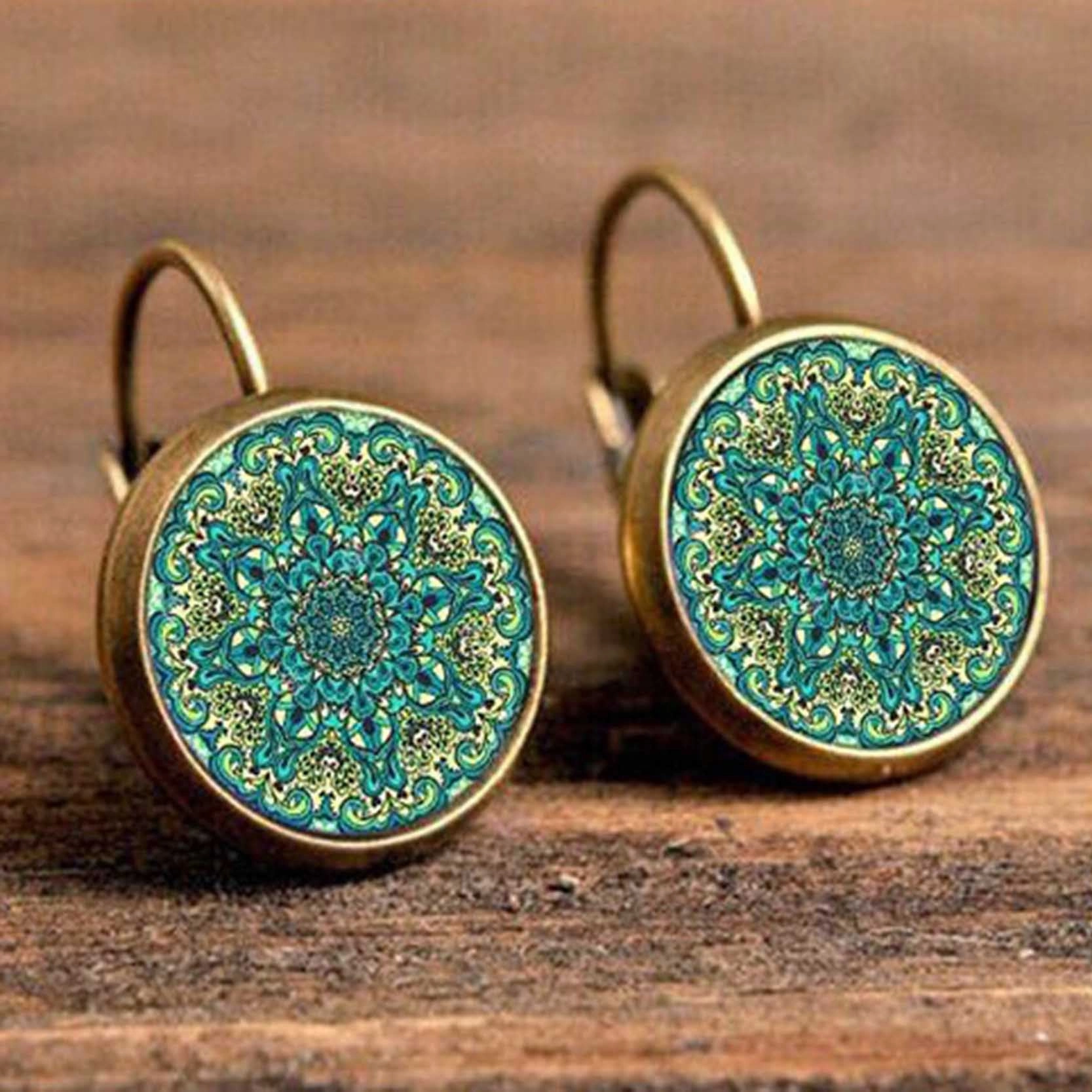 Wholesale  New exquisite retro time gemstone mandala pattern earrings earrings
