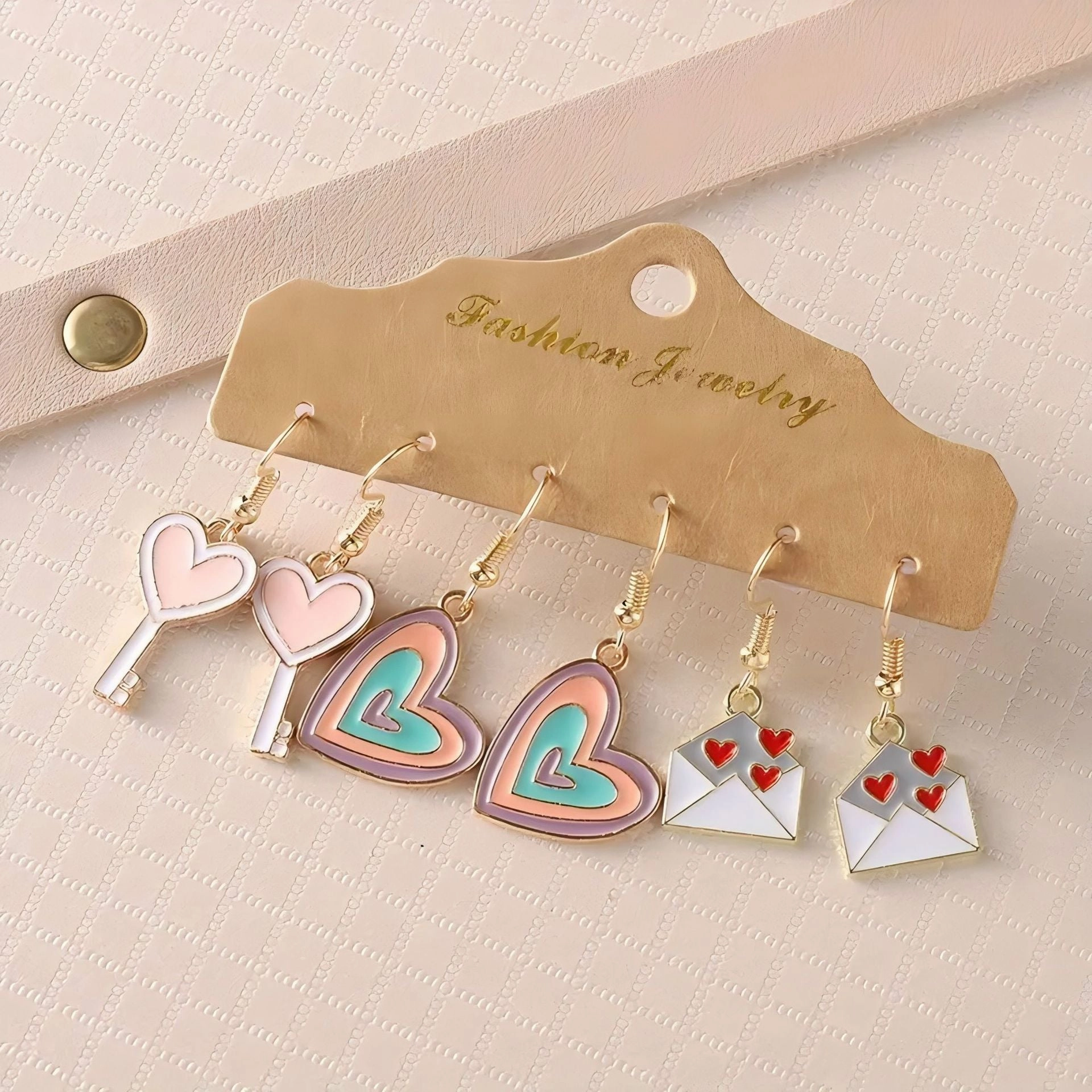 Wholesale New Niche High-end Holiday Earrings Valentine's Day Graduation Season Exaggerated Pendant
