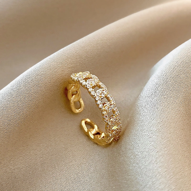 Wholesale Niche Design Geometric Twisted Zirconium Ring
