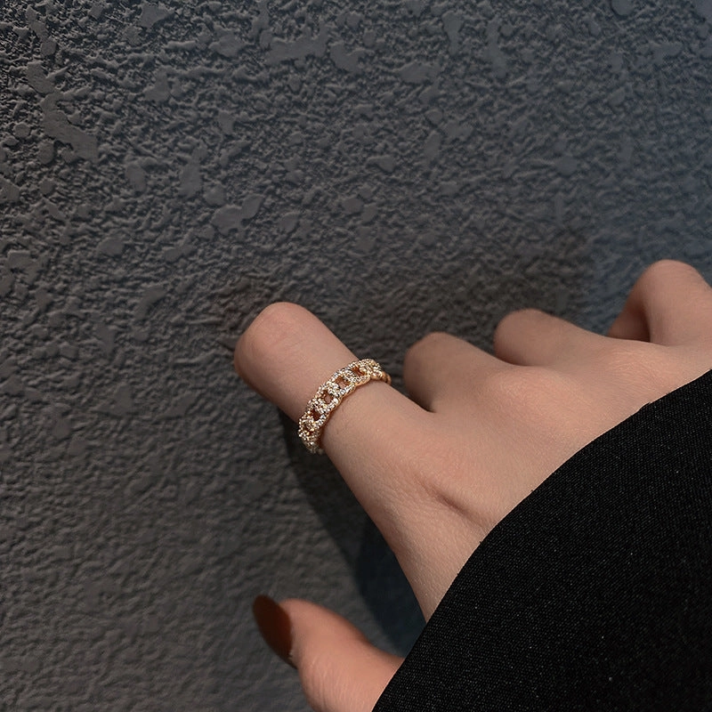 Wholesale Niche Design Geometric Twisted Zirconium Ring
