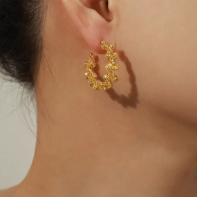 Wholesale niche new personalized jewelry round bead woven stitching design copper material C- type earrings