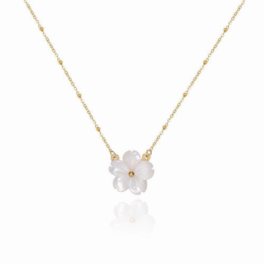 Wholesale Non Fading White Shell Peach Blossom Beautiful Flower Titanium Steel Collarbone Chain Temperament Light Luxury Versatile Necklaces