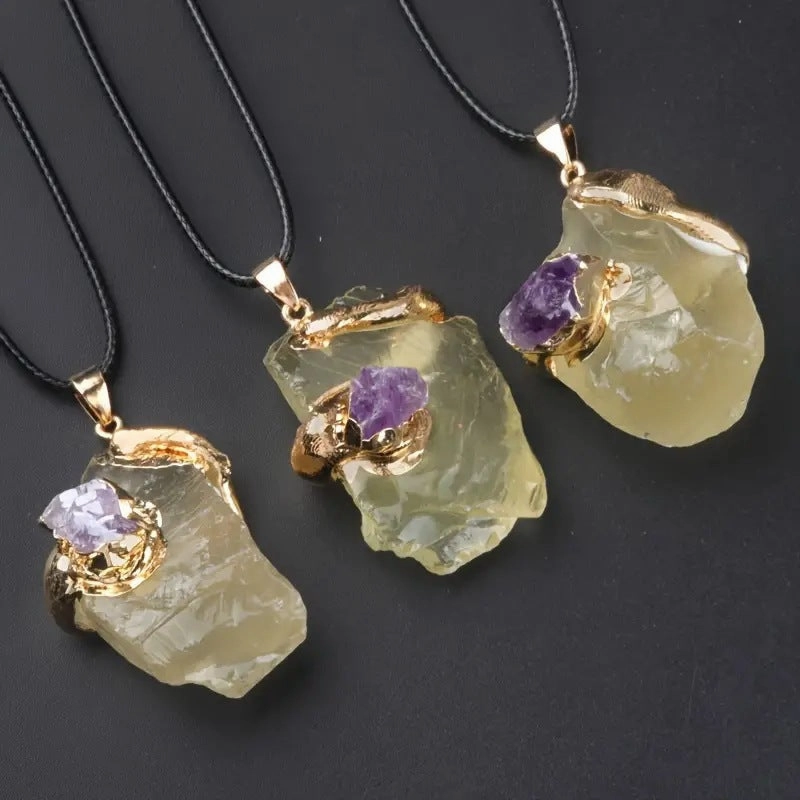 Wholesale of Multicolored Irregular Crystal Necklaces