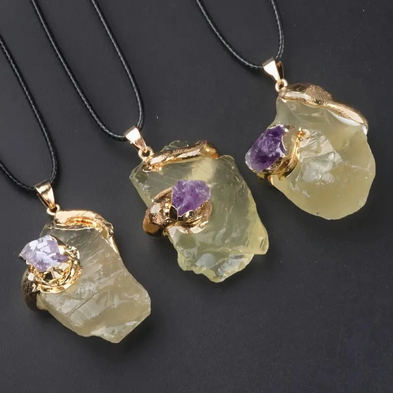 Wholesale of Multicolored Irregular Crystal Necklaces