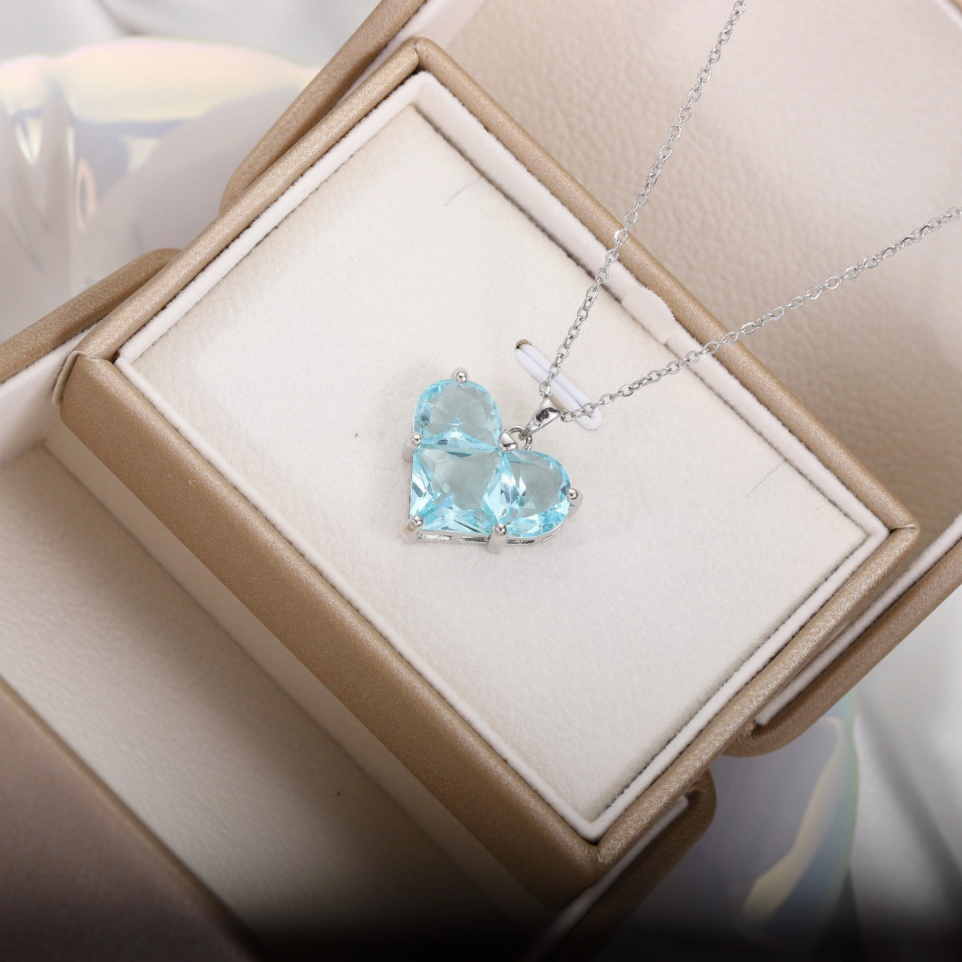 Wholesale of New Stainless Steel Love Necklaces