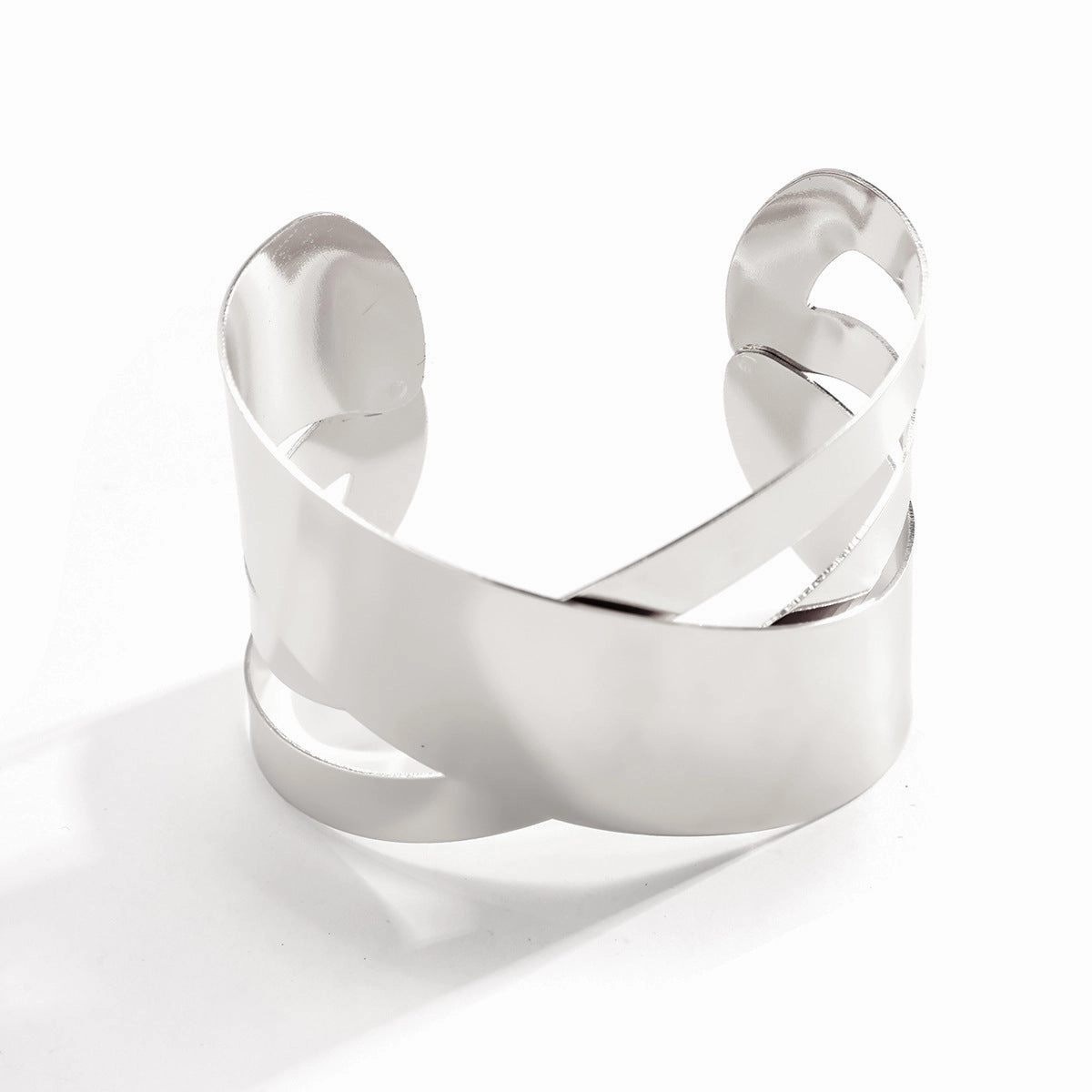Wholesale Open Glossy Retro Hollow Geometric Bracelet