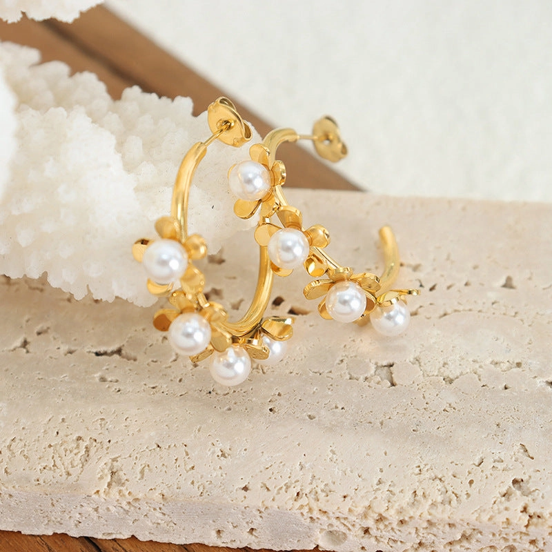 Wholesale Pearl Flowers Gold Plated Earring