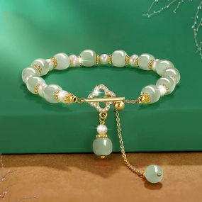 Wholesale Pearl Four Leaf Clover Bracelet