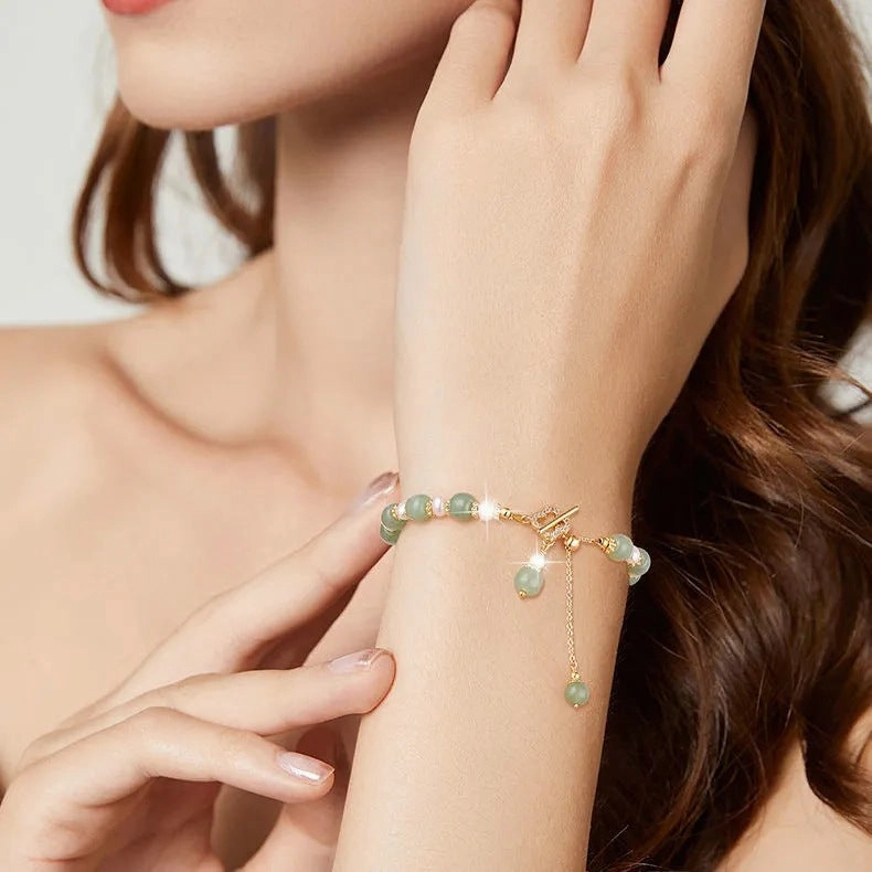 Wholesale Pearl Four Leaf Clover Bracelet