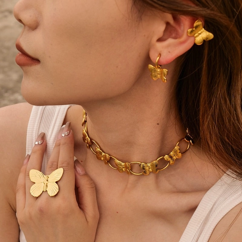 Wholesale Personalized Butterfly Light Luxury Niche High-end Gold Necklace Set