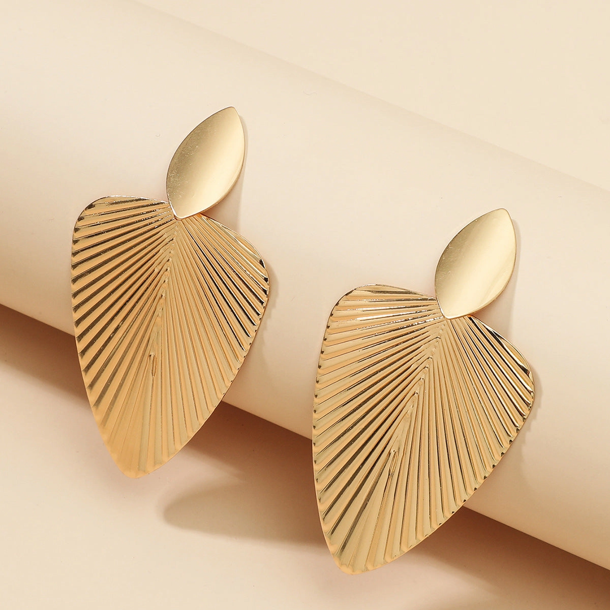 Wholesale Personalized exaggerated geometric metal earrings