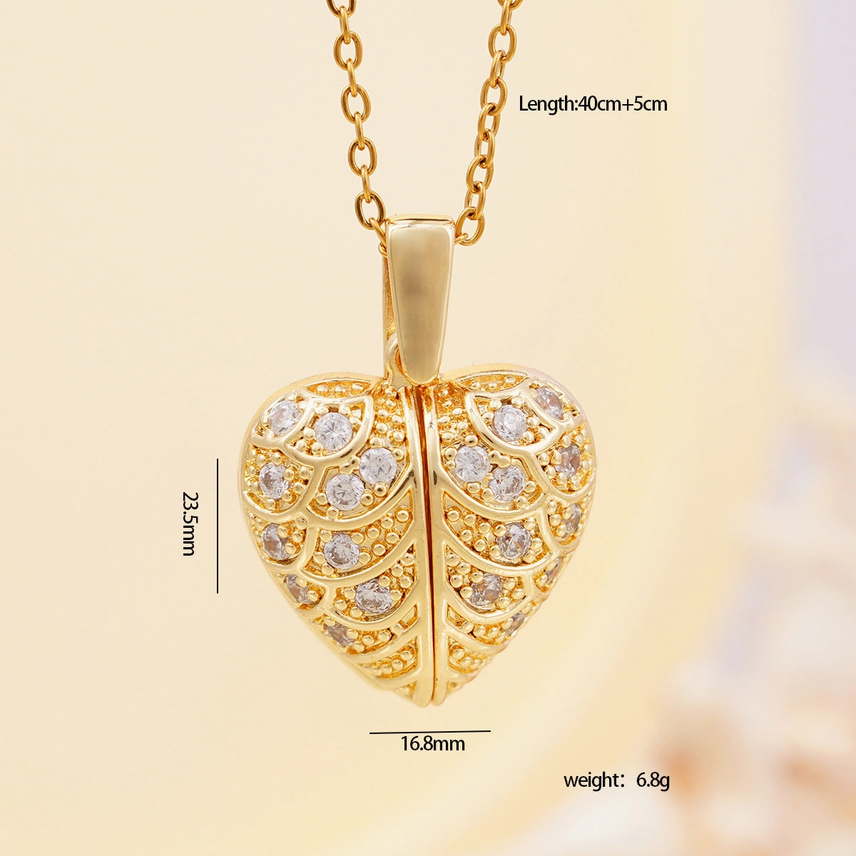 Wholesale Personalized opening and closing copper zircon heart-shaped wing clavicle necklace