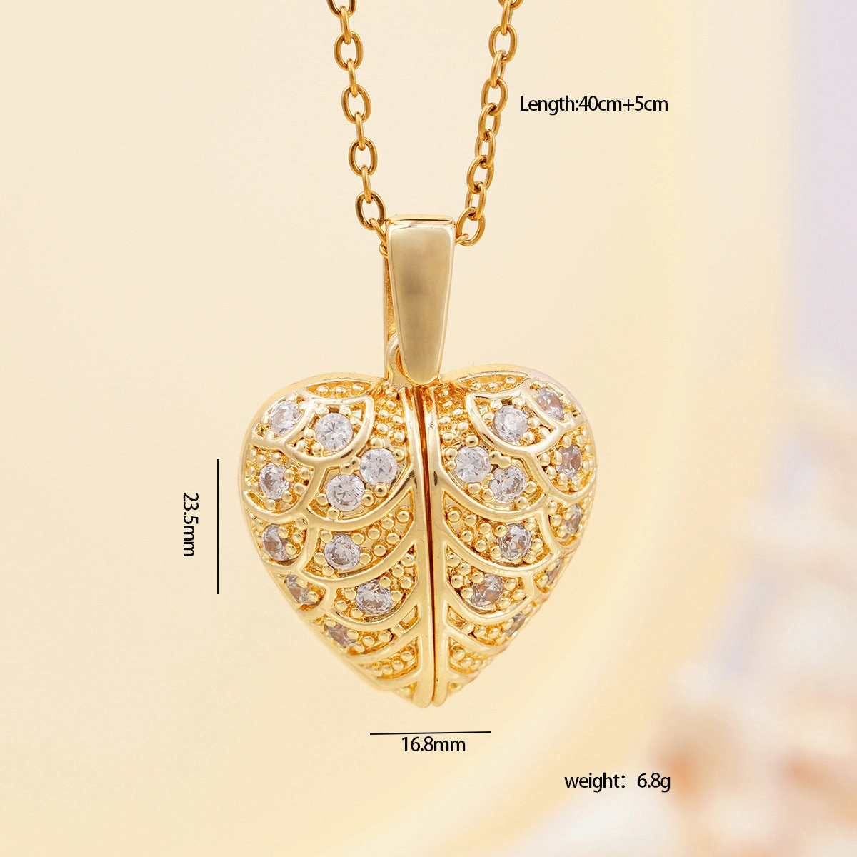Wholesale Personalized opening and closing copper zircon heart-shaped wing clavicle necklace