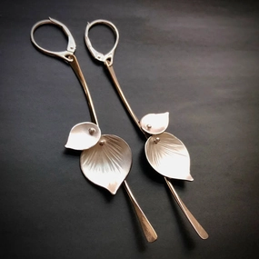 Wholesale Plant Leaf Metal Petal Drop Earrings