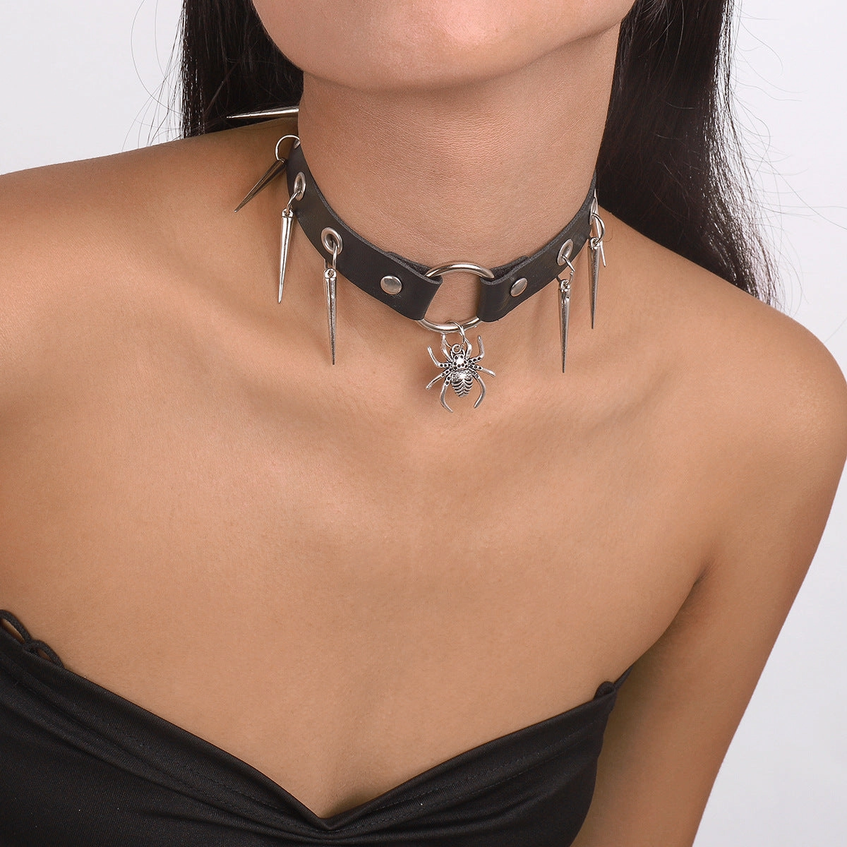 Wholesale Punk Rock Fan Gothic Leather Snake Rivet Bondage Collar Clavicle Chain