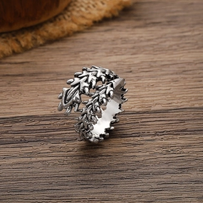 Wholesale Punk style spine skull ring retro open adjustable