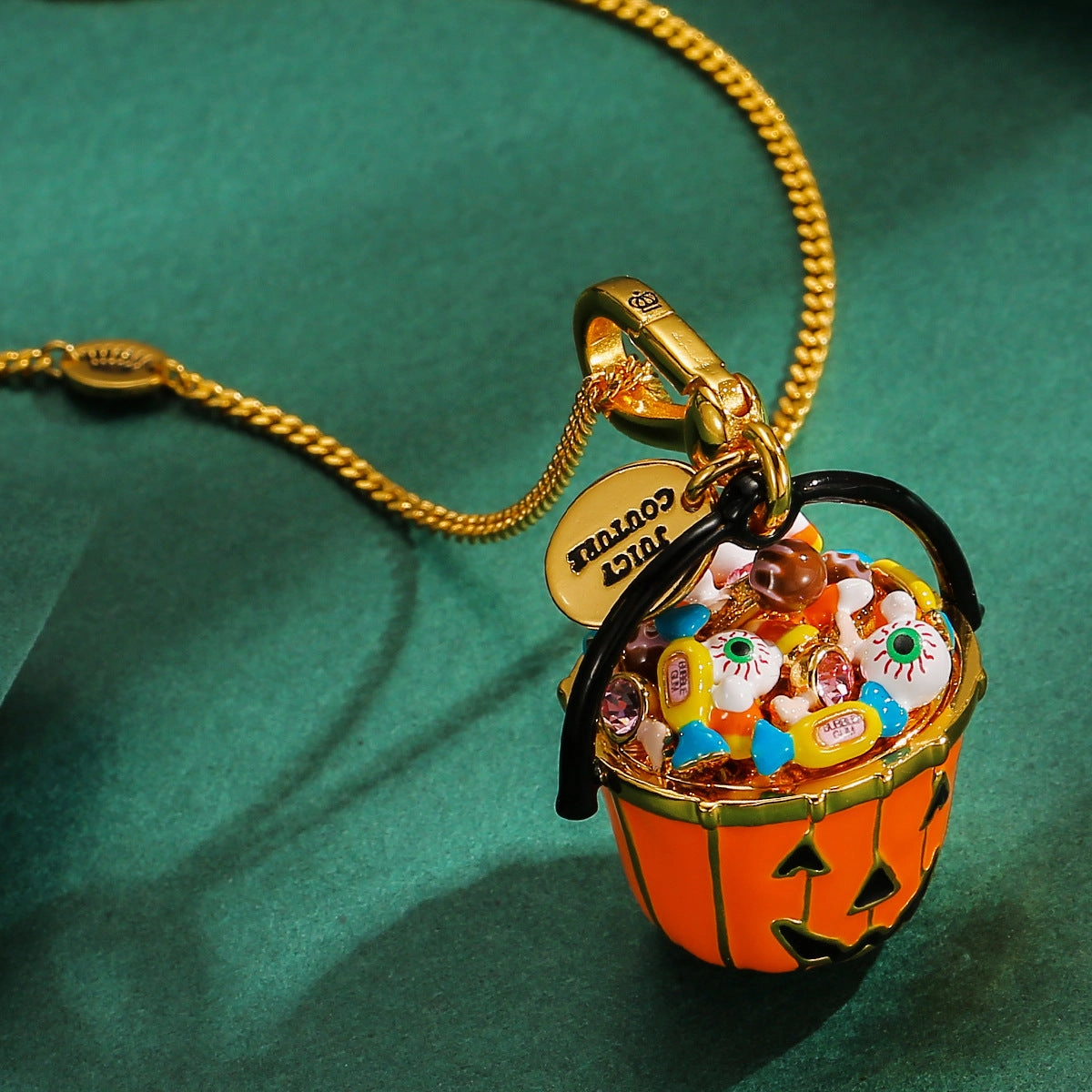 Wholesale Qingdao Foreign Trade Jewelry Halloween Pendant Enamel Glaze Funny Eyes Candy Orange Pumpkin Bucket Pendant Necklace