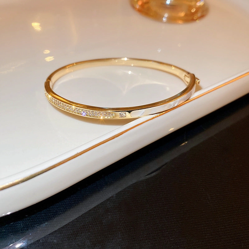 Wholesale Real Gold Electroplated Zircon Buckle Bracelet