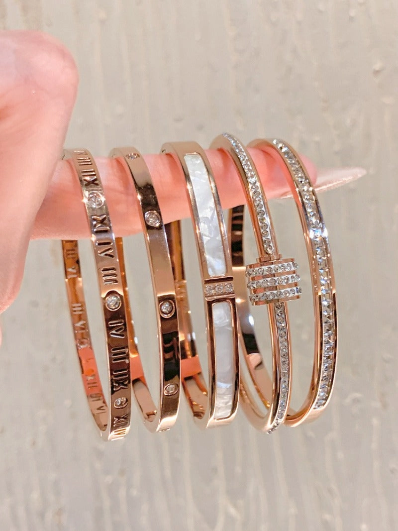 Wholesale Real Gold Electroplated Zircon Titanium Steel Bracelet