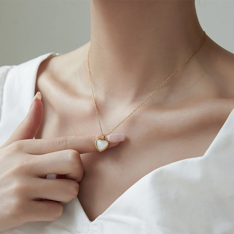 Wholesale Red Agate Heart Shape Love Collarbone Chain Necklace