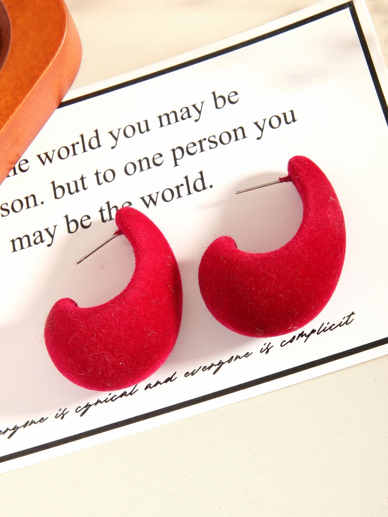 Wholesale Red Flocking Love Drop Earrings European and American Simple Design Valentine's Day Gift Earrings for Women