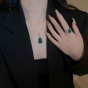 Wholesale Resin Gourd Zircon Ring Necklace