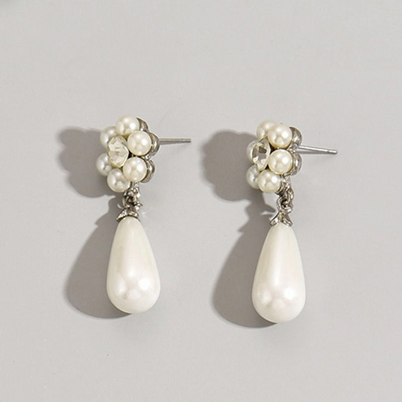 Wholesale Retro Atmospheric Style Pearl Inlaid Zircon Plum Blossom Design Earrings and Necklace Set