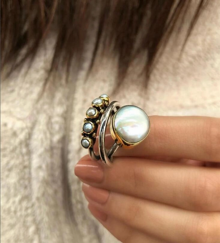 Wholesale Retro Creative New Large Pearl Inlaid Diamond Open Ring