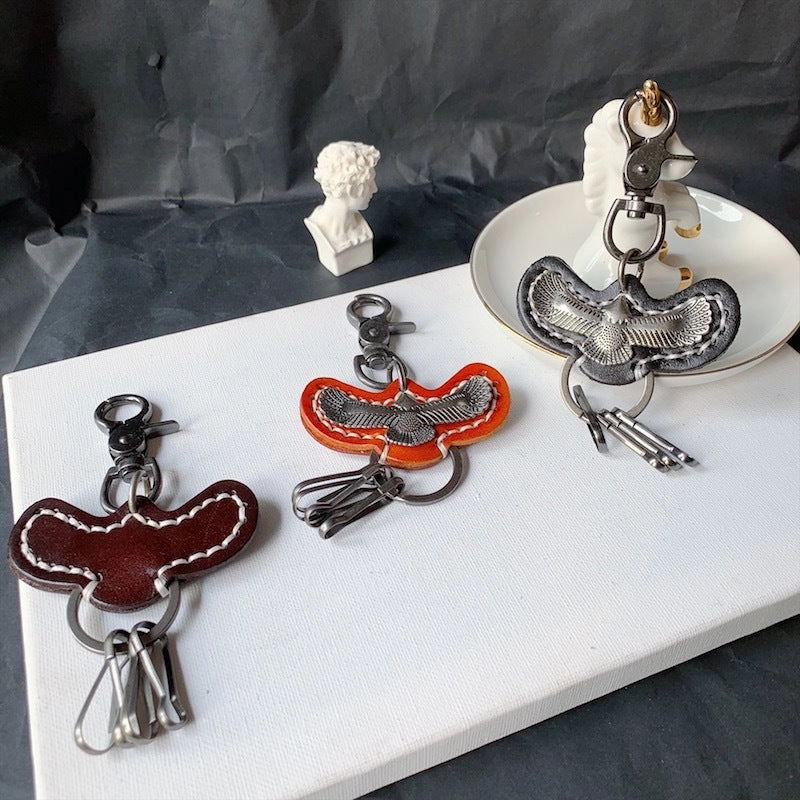 Wholesale Retro Eagle Cowhide Keychains