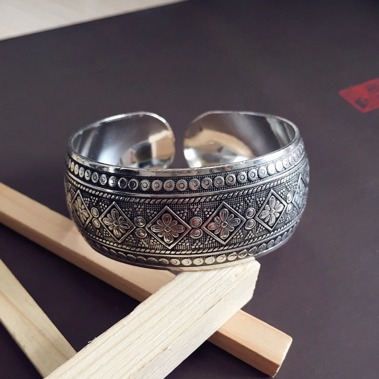 Wholesale Retro Ethnic Style Silver Bracelet