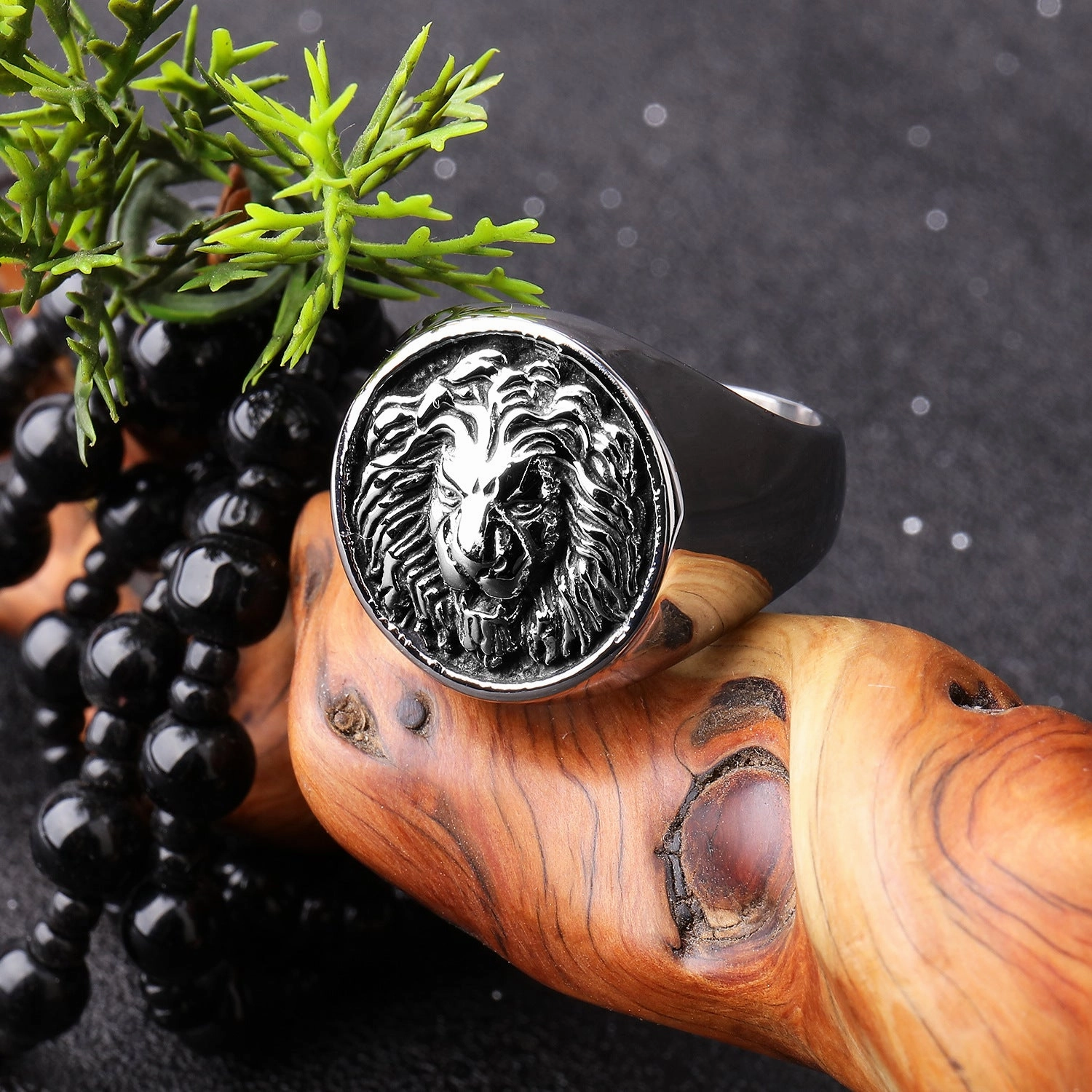 Wholesale Retro Lion's Head Stainless Steel Men's Ring
