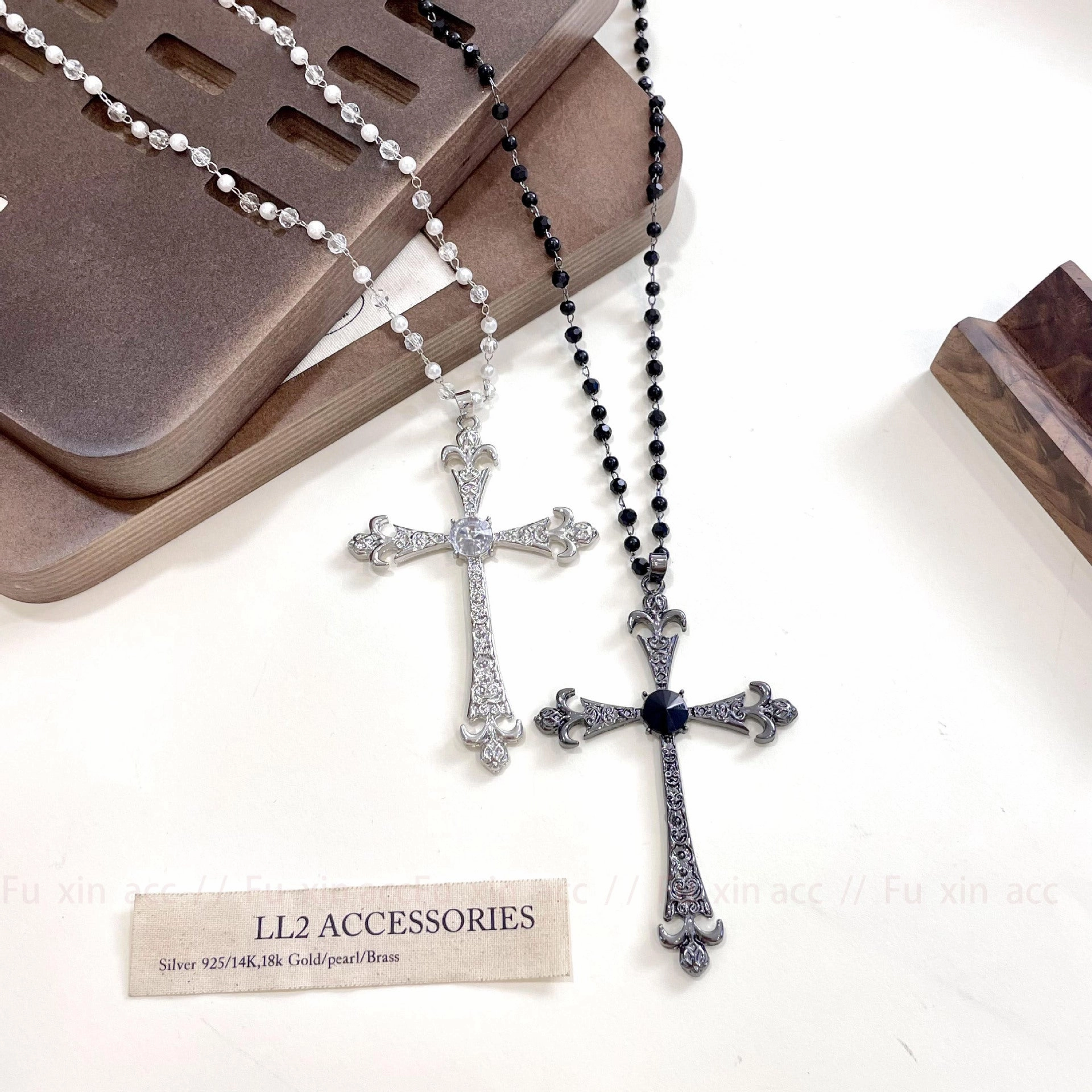 Wholesale Retro Punk Subculture Y2K White Crystal Cross Zircon Retro Gothic Star Mans Necklace