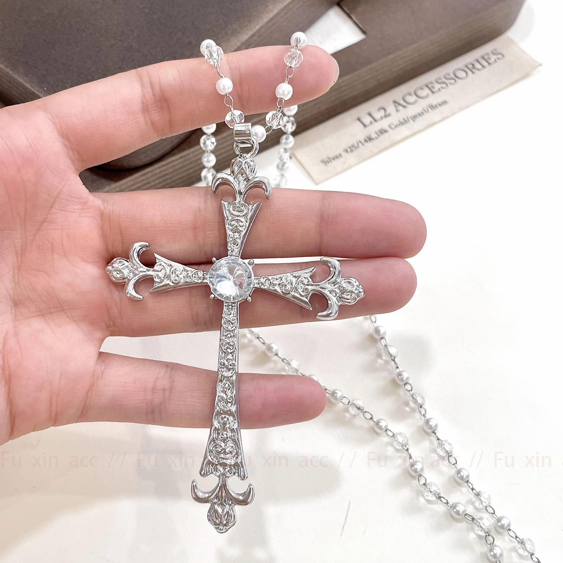 Wholesale Retro Punk Subculture Y2K White Crystal Cross Zircon Retro Gothic Star Mans Necklace