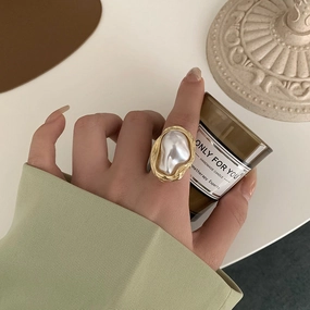 Wholesale retro shaped pearl ring Open tail ring
